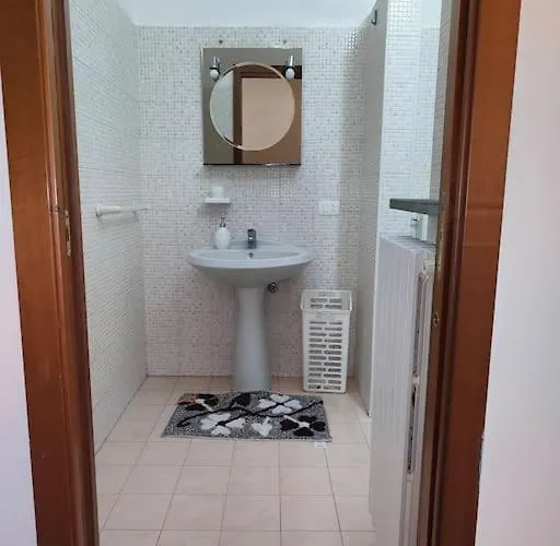 Intero Alloggio: Bilocale Appartement