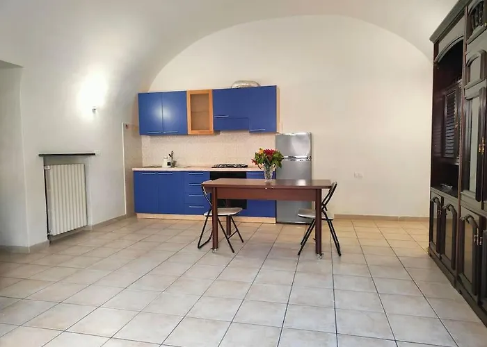 Intero Alloggio: Bilocale Lejlighed
